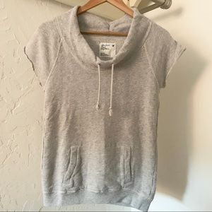 AE Grey Short-Sleeve Sweatshirt